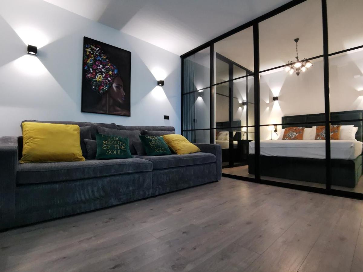 Luxury Residence Zola Zara Esterno foto