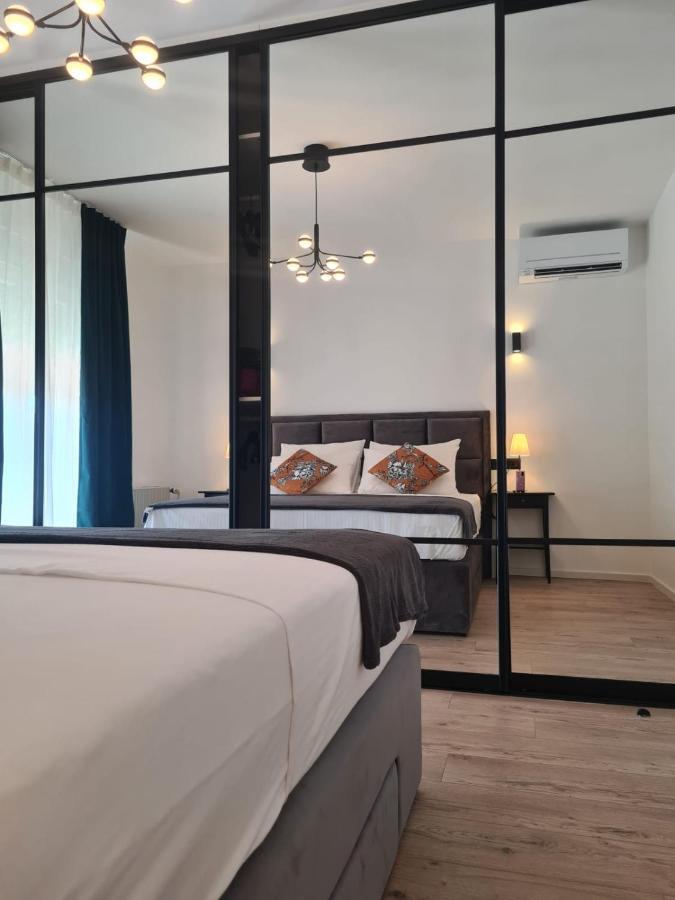 Luxury Residence Zola Zara Esterno foto