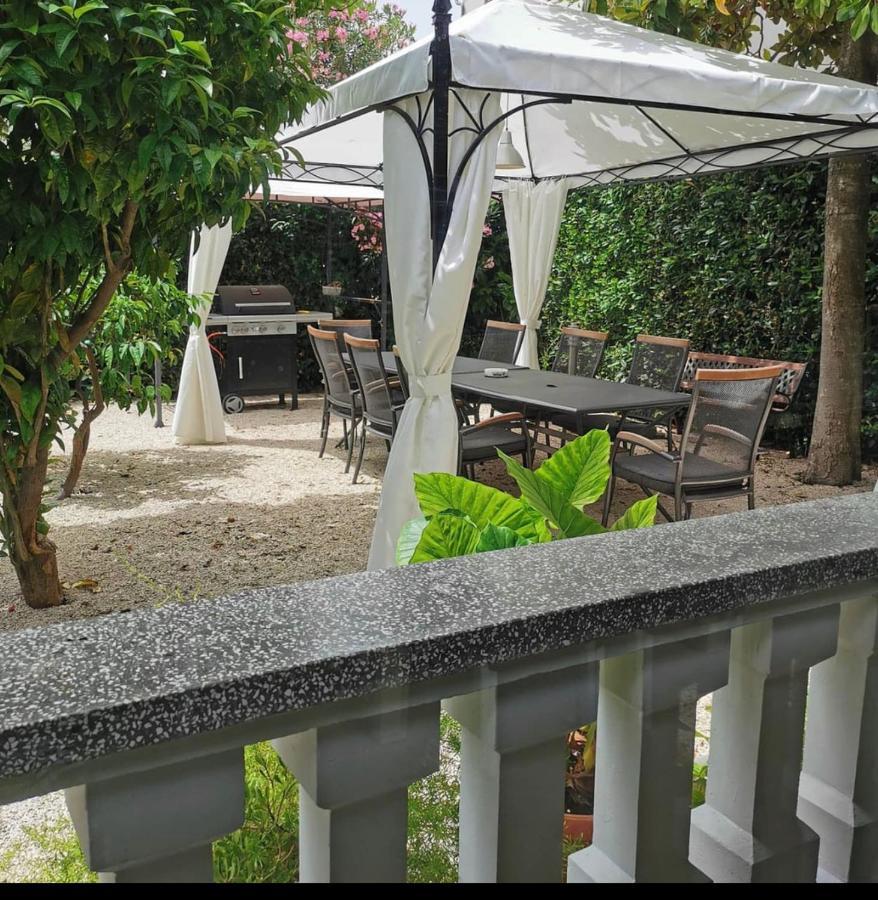 Luxury Residence Zola Zara Esterno foto