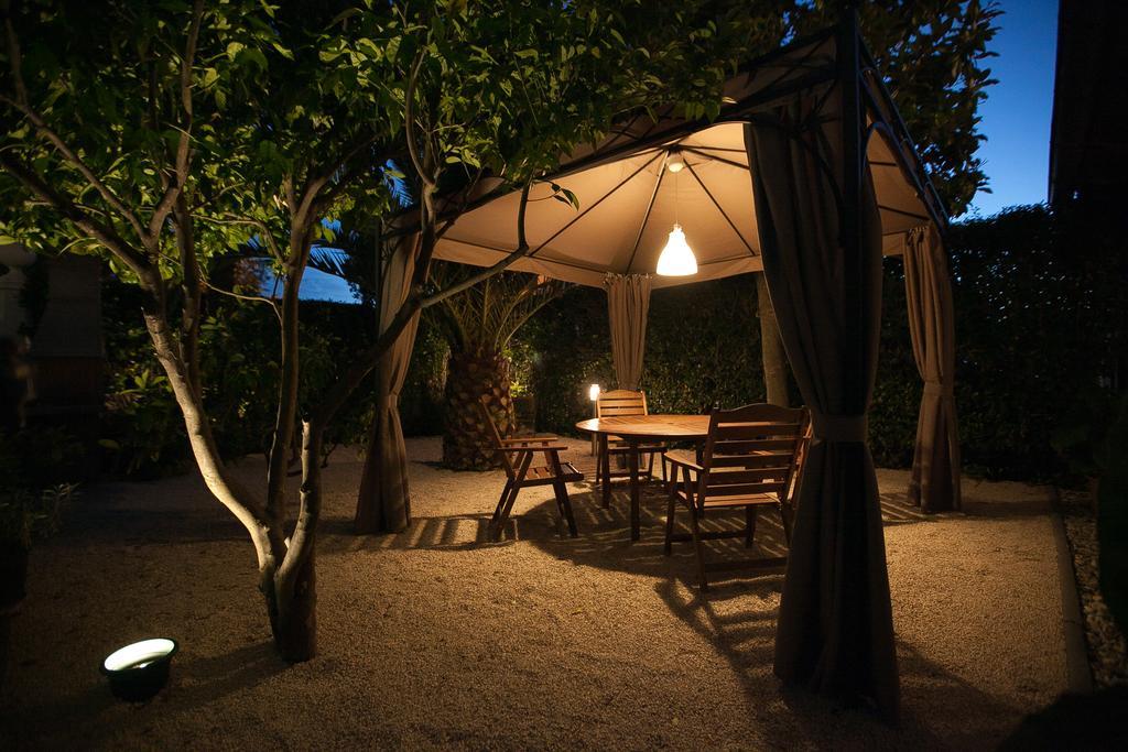 Luxury Residence Zola Zara Esterno foto